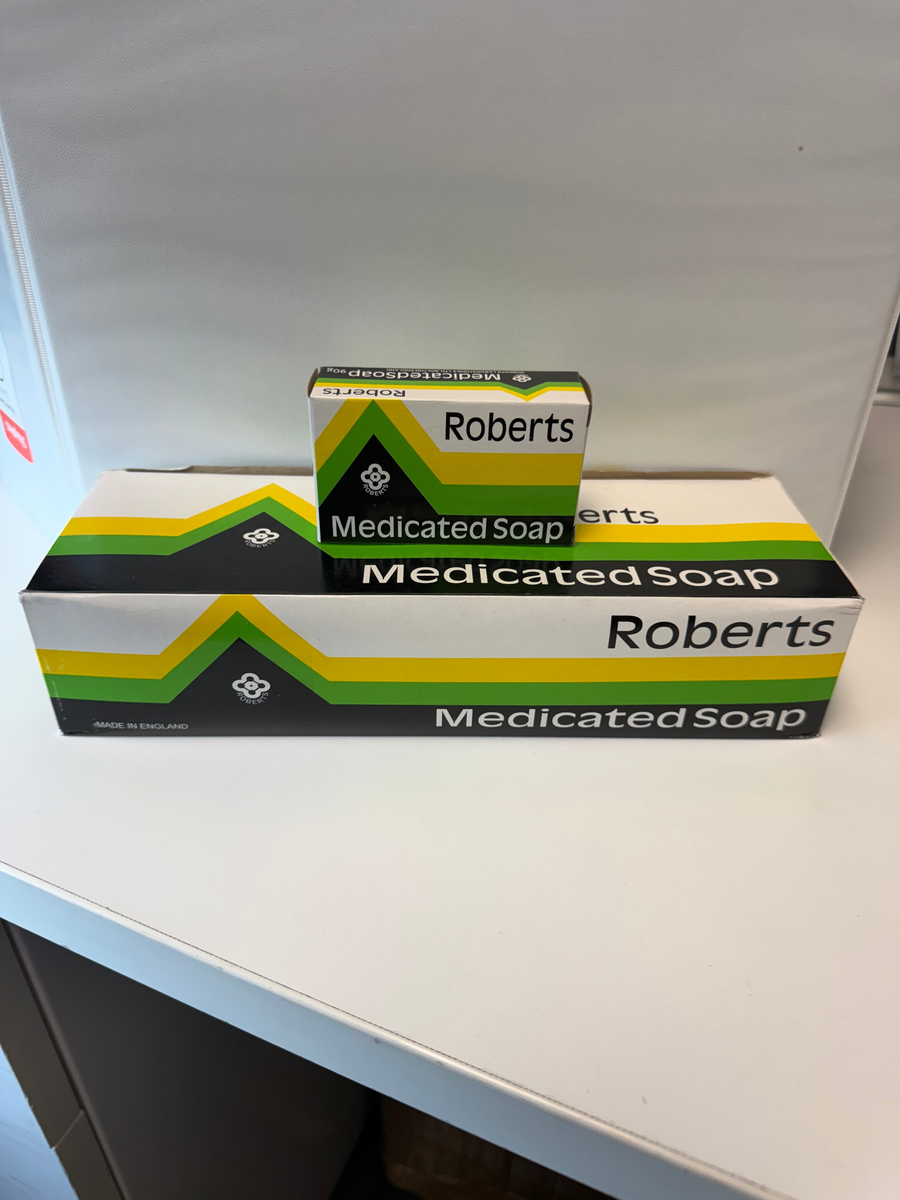 Roberts Medicated Soap 90g – 1 Bar